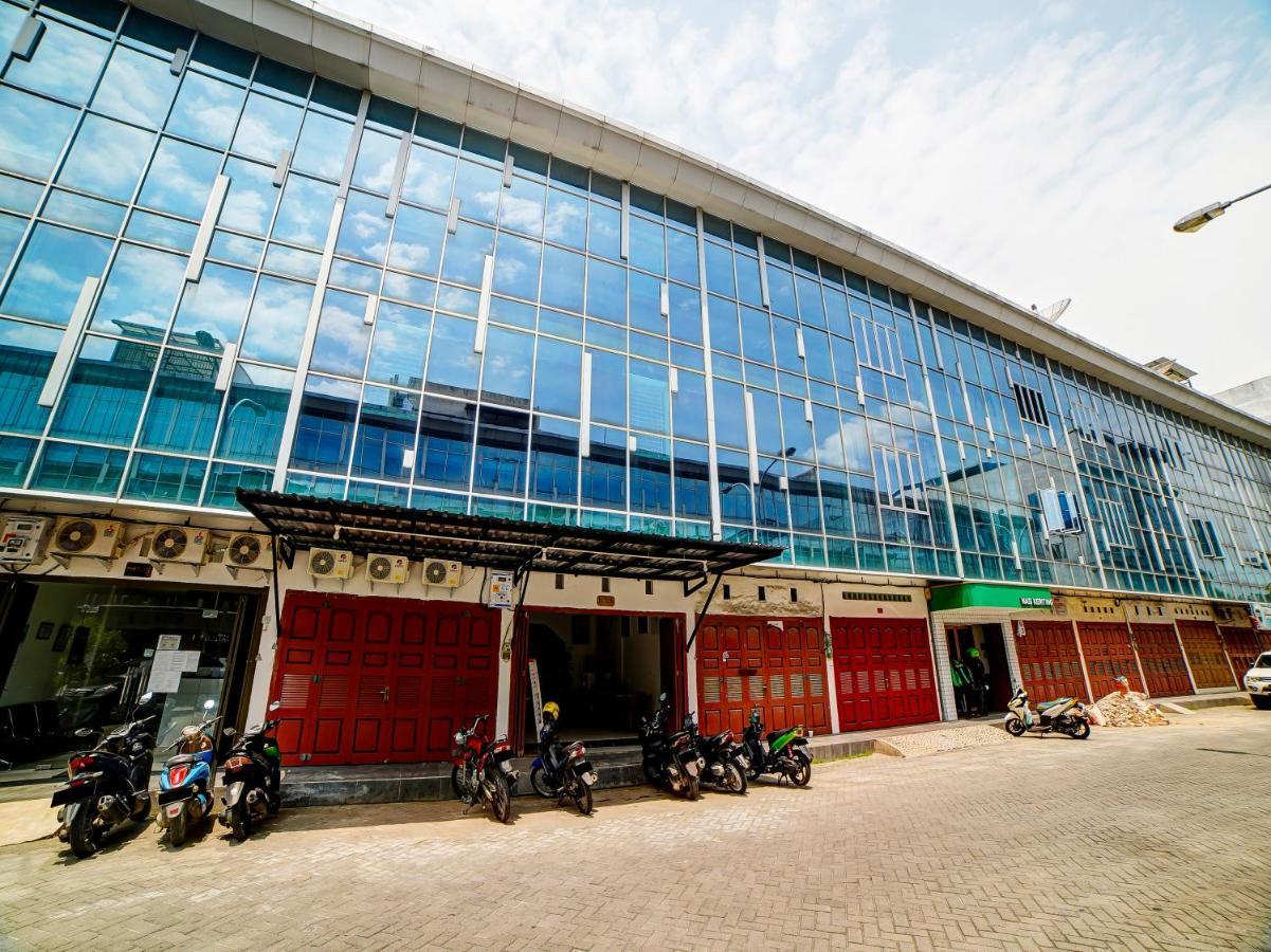 Oyo 91211 Mega Comfort Guest House Medan Luaran gambar